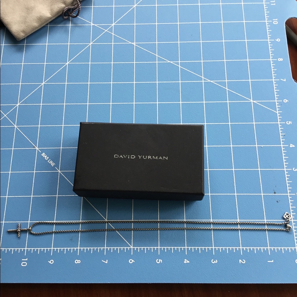 David Yurman Diamond Cross Pendant and Chain EUC see photos - Picture 7 of 10